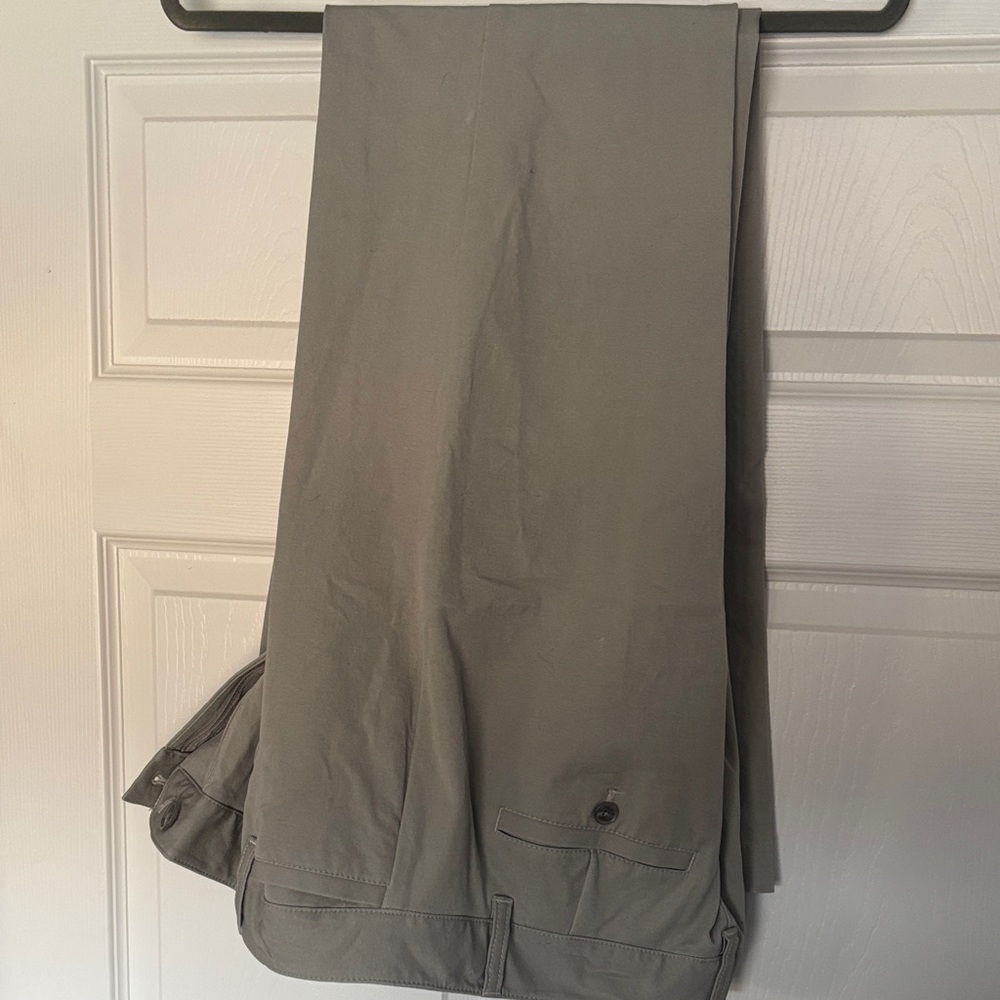 Eddie Bauer Women's Khaki Pants